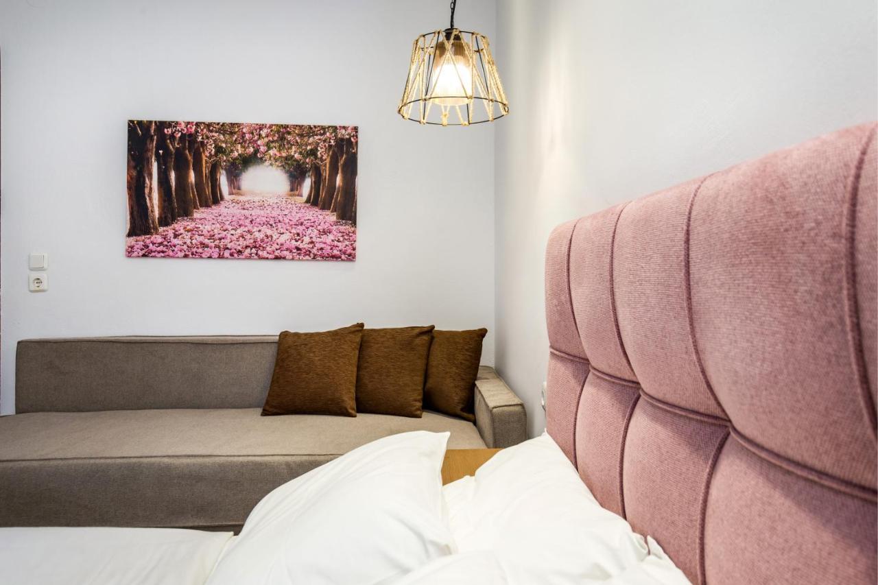 Studios Suzanna Потос Екстер'єр фото